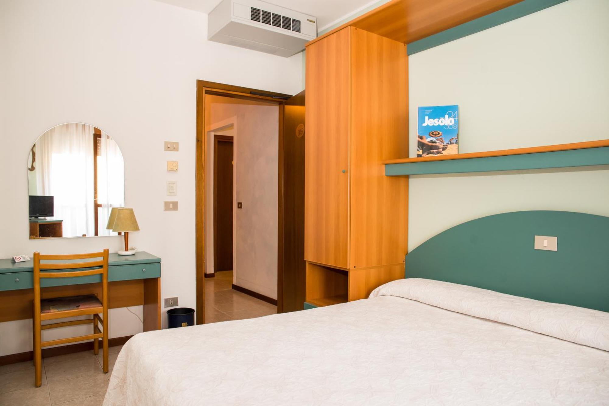 Albergo Ridente Lido di Jesolo Exterior photo